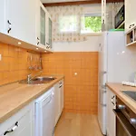 Holiday Home In Okrug Gornji 6160 Semesterbostad