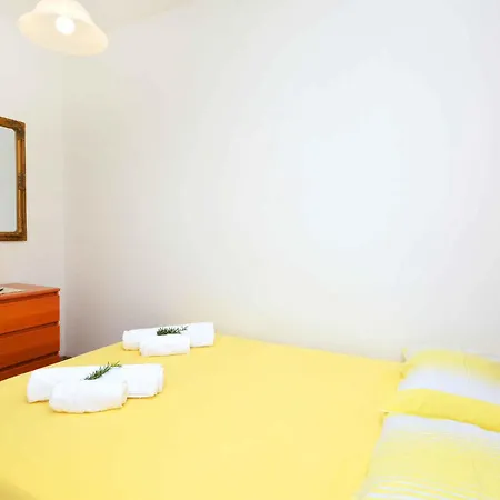 بيت للعطل In Okrug Gornji 6160