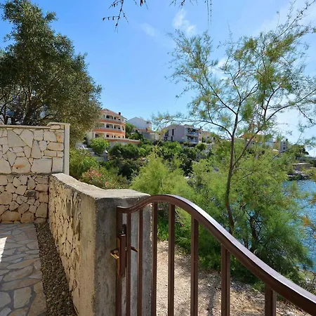 بيت للعطل In Okrug Gornji 6160 *